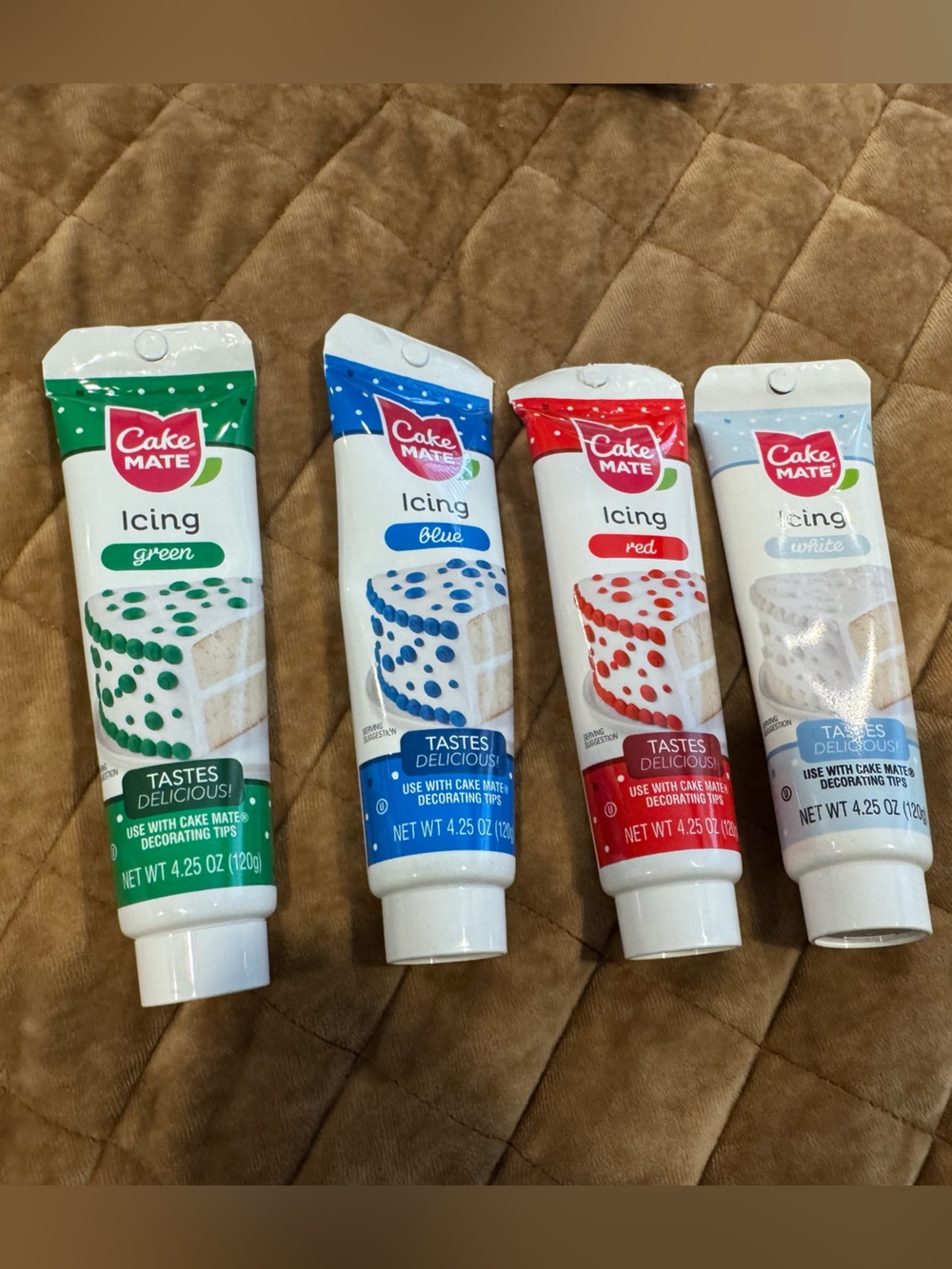 BRAND NEW CAKE MATE icing tubes - set of 4( and I have more!) ๐๐๐คโฅ๏ธ